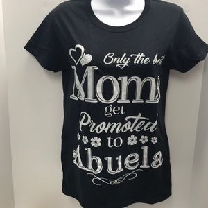Abuela Black T-Shirt size Small
